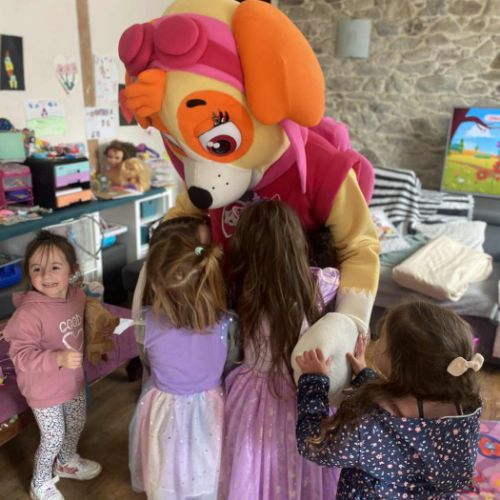 Animation mascotte Stella anniversaire enfants