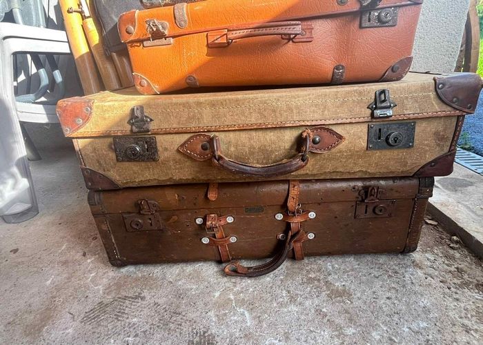 Location de valises anciennes